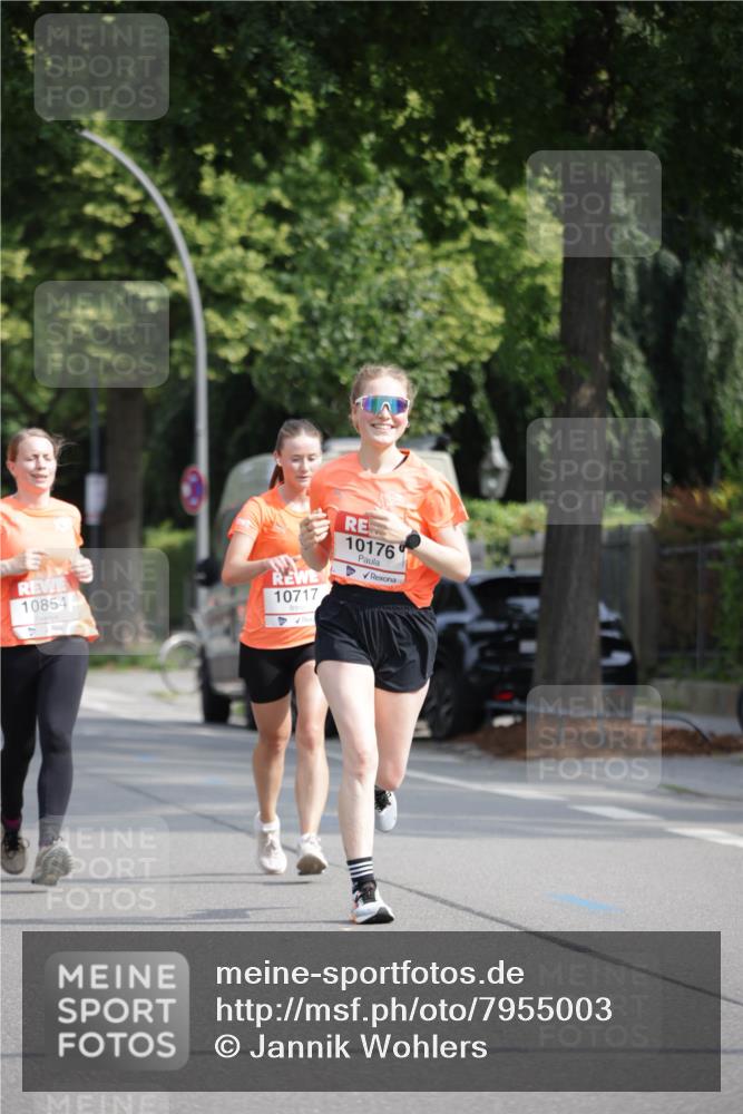 15.06.2025 - REWE Women's Run Jannik Wohlers http://msf.ph/oto/7955003 15.06.2025 08:50:35 Laufen 10854, 10717, 10176 meine-sportfotos.de