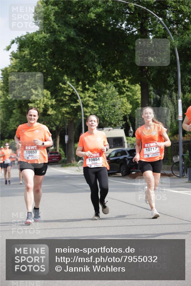 15.06.2025 - REWE Women's Run Jannik Wohlers http://msf.ph/oto/7955032 15.06.2025 08:50:37 Laufen 10853, 10854, 10717 meine-sportfotos.de