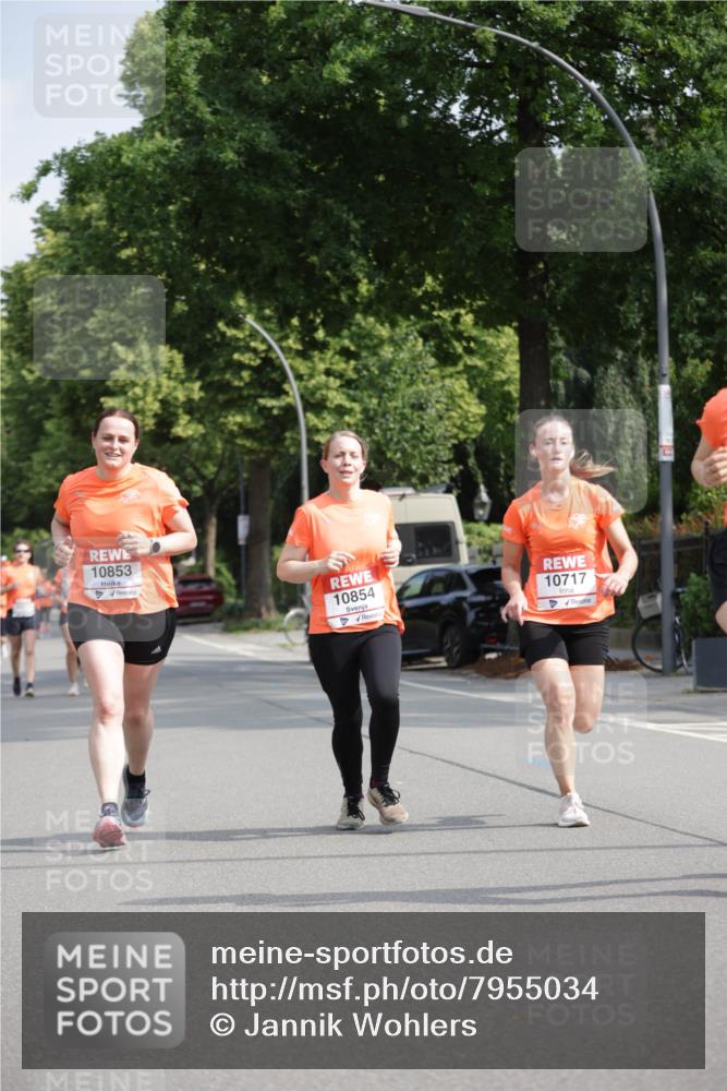15.06.2025 - REWE Women's Run Jannik Wohlers http://msf.ph/oto/7955034 15.06.2025 08:50:37 Laufen 10853, 10854, 10717 meine-sportfotos.de