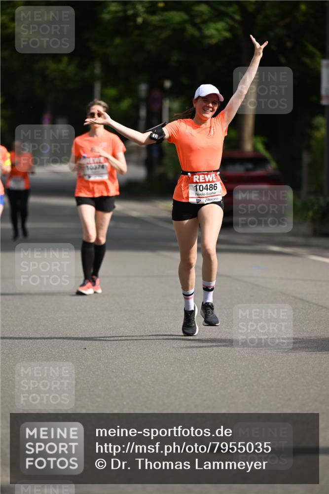 15.06.2025 - REWE Women's Run Dr. Thomas Lammeyer http://msf.ph/oto/7955035 15.06.2025 09:45:05 Laufen 10374, 10486 meine-sportfotos.de