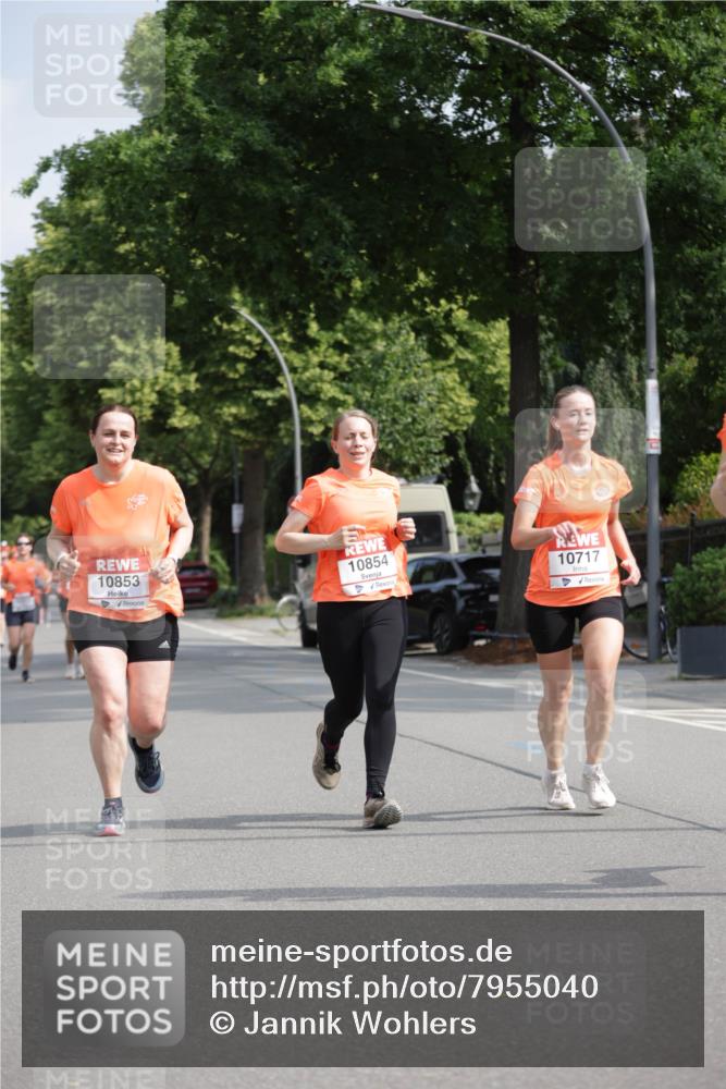 15.06.2025 - REWE Women's Run Jannik Wohlers http://msf.ph/oto/7955040 15.06.2025 08:50:37 Laufen 10853, 10854, 10717 meine-sportfotos.de