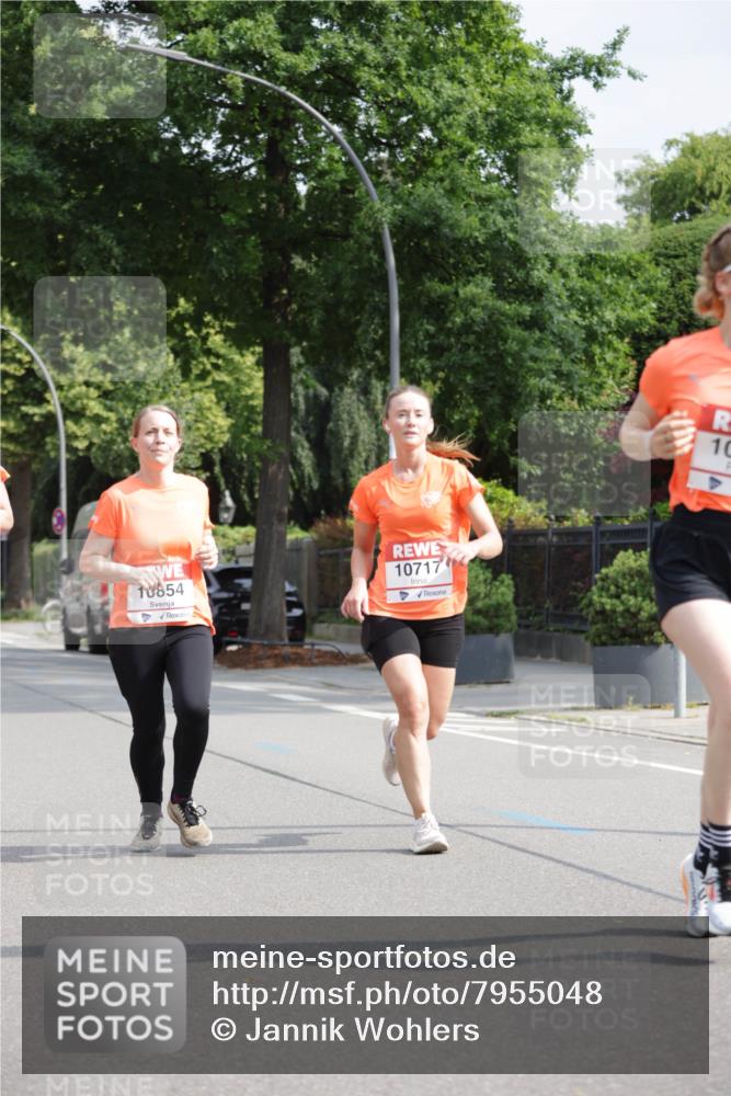 15.06.2025 - REWE Women's Run Jannik Wohlers http://msf.ph/oto/7955048 15.06.2025 08:50:38 Laufen 10854, 10717, 10 meine-sportfotos.de