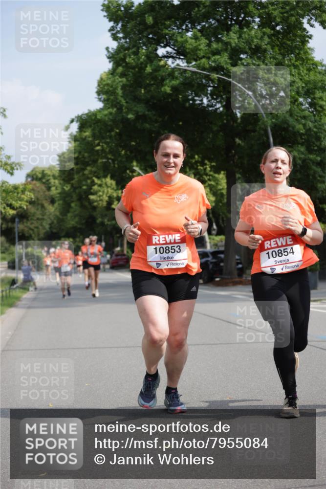 15.06.2025 - REWE Women's Run Jannik Wohlers http://msf.ph/oto/7955084 15.06.2025 08:50:39 Laufen 10853, 10854 meine-sportfotos.de