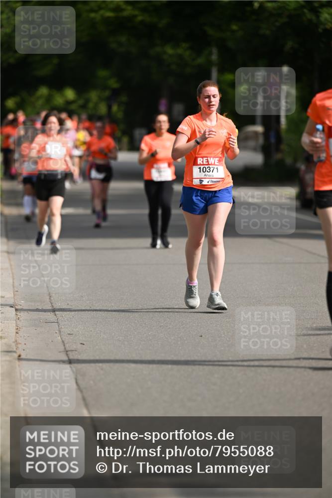 15.06.2025 - REWE Women's Run Dr. Thomas Lammeyer http://msf.ph/oto/7955088 15.06.2025 09:45:09 Laufen 10371 meine-sportfotos.de