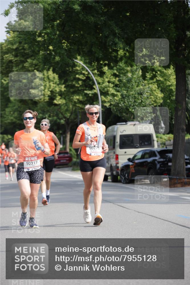 15.06.2025 - REWE Women's Run Jannik Wohlers http://msf.ph/oto/7955128 15.06.2025 08:50:43 Laufen 10317, 70276 meine-sportfotos.de
