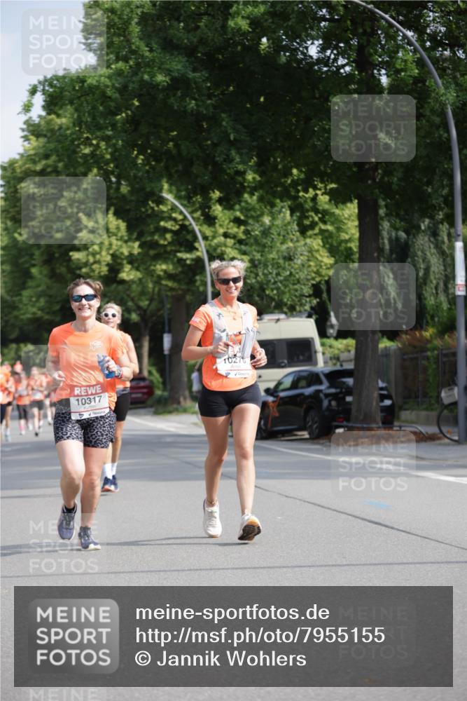 15.06.2025 - REWE Women's Run Jannik Wohlers http://msf.ph/oto/7955155 15.06.2025 08:50:44 Laufen 10317 meine-sportfotos.de