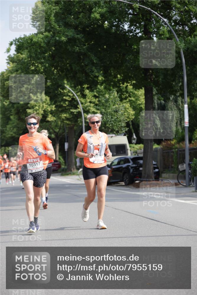 15.06.2025 - REWE Women's Run Jannik Wohlers http://msf.ph/oto/7955159 15.06.2025 08:50:44 Laufen 10317 meine-sportfotos.de