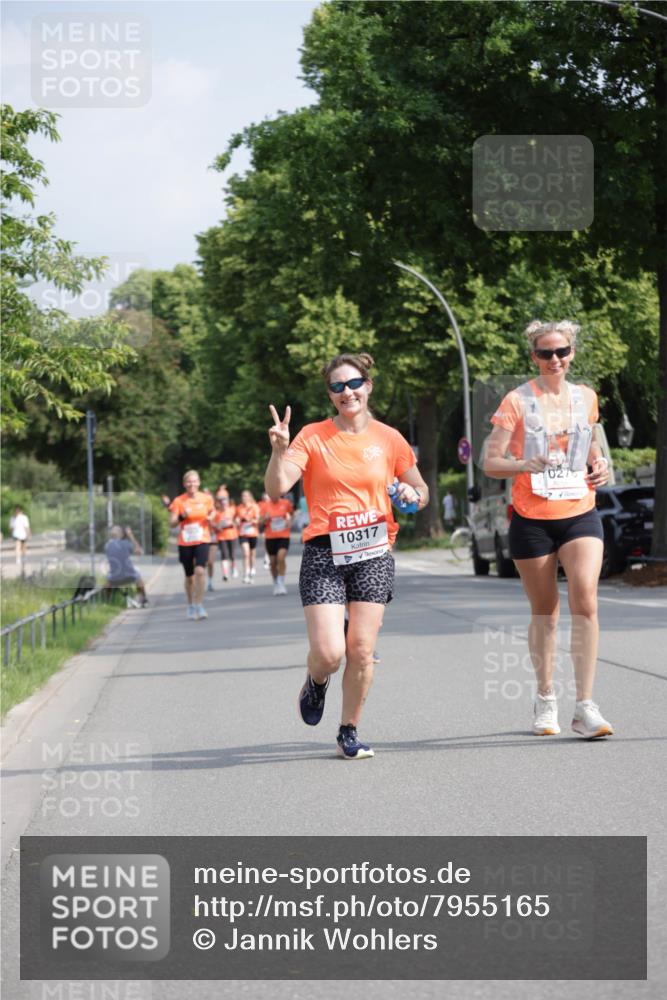 15.06.2025 - REWE Women's Run Jannik Wohlers http://msf.ph/oto/7955165 15.06.2025 08:50:45 Laufen 10317 meine-sportfotos.de