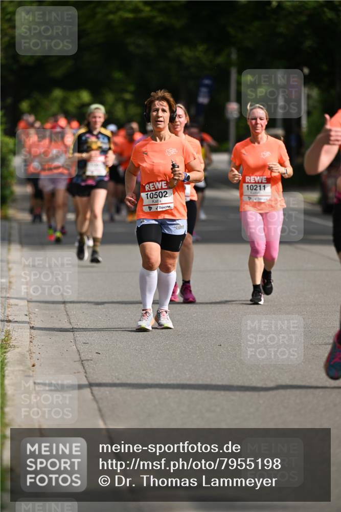 15.06.2025 - REWE Women's Run Dr. Thomas Lammeyer http://msf.ph/oto/7955198 15.06.2025 09:45:19 Laufen 10502, 10211 meine-sportfotos.de