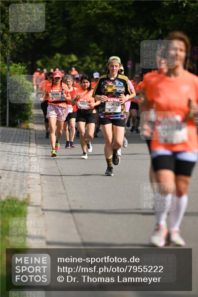 15.06.2025 - REWE Women's Run Dr. Thomas Lammeyer http://msf.ph/oto/7955222 15.06.2025 09:45:22 Laufen 10396, 10370, 10652, 127, 6414 meine-sportfotos.de