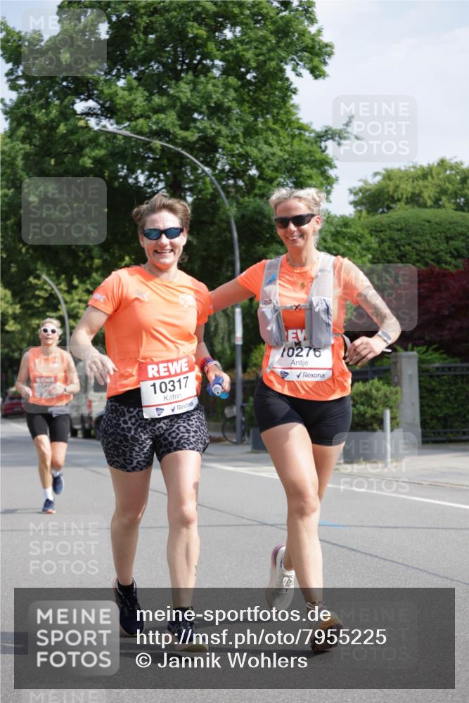 15.06.2025 - REWE Women's Run Jannik Wohlers http://msf.ph/oto/7955225 15.06.2025 08:50:47 Laufen 106, 10317, 10275 meine-sportfotos.de