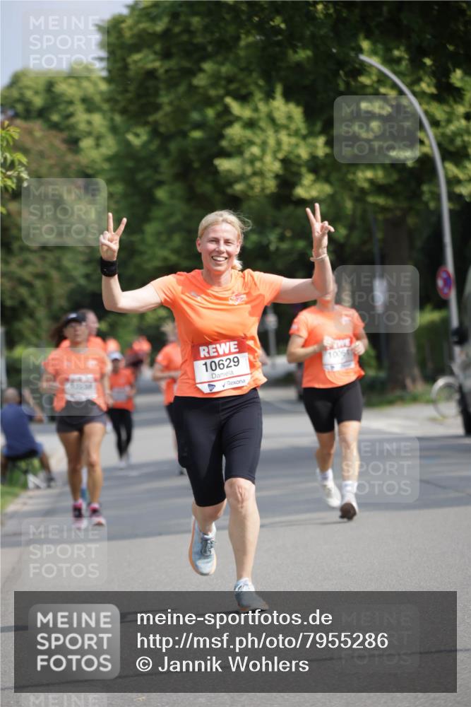 15.06.2025 - REWE Women's Run Jannik Wohlers http://msf.ph/oto/7955286 15.06.2025 08:50:51 Laufen 10629, 1006 meine-sportfotos.de