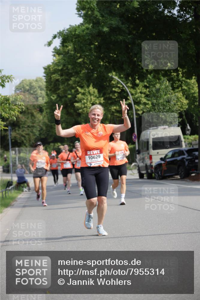 15.06.2025 - REWE Women's Run Jannik Wohlers http://msf.ph/oto/7955314 15.06.2025 08:50:51 Laufen 1020, 10629, 006 meine-sportfotos.de