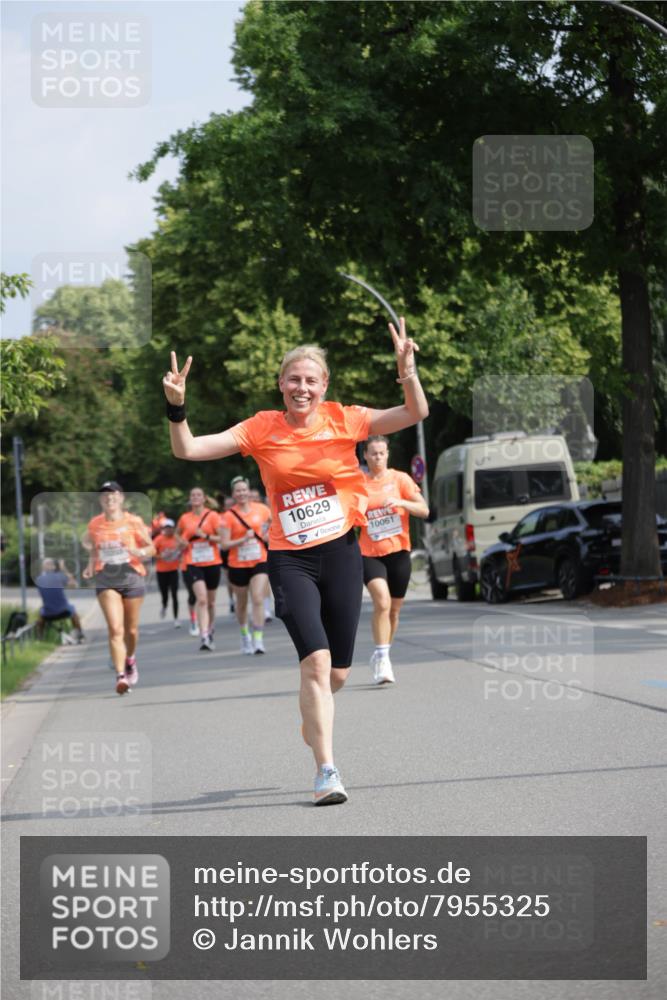 15.06.2025 - REWE Women's Run Jannik Wohlers http://msf.ph/oto/7955325 15.06.2025 08:50:52 Laufen 10209, 10629, 10061 meine-sportfotos.de