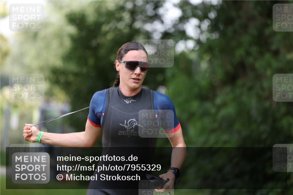 15.06.2025 - 7 Türme Triathlon Michael Strokosch http://msf.ph/oto/7955329 15.06.2025 12:31:10 Schwimmen 383, 670 meine-sportfotos.de