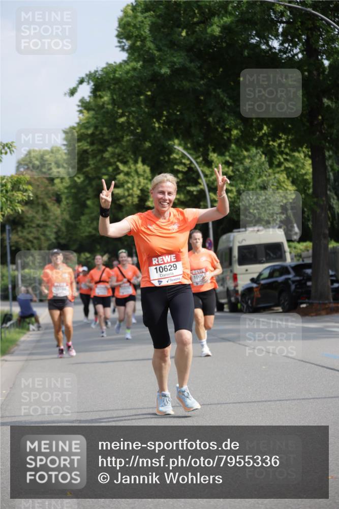 15.06.2025 - REWE Women's Run Jannik Wohlers http://msf.ph/oto/7955336 15.06.2025 08:50:52 Laufen 10629, 1006 meine-sportfotos.de