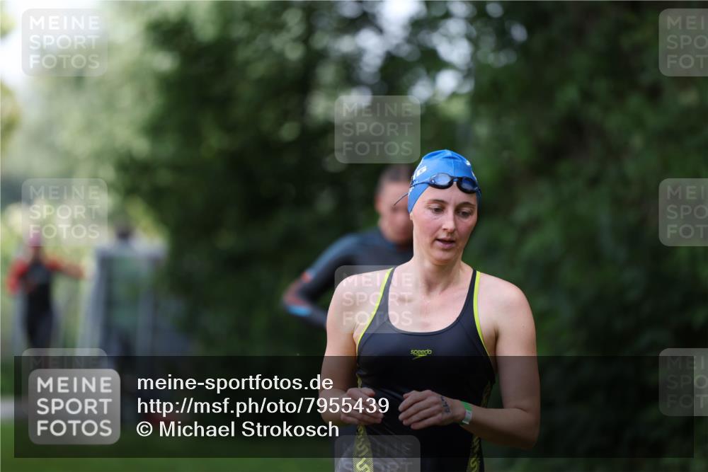 15.06.2025 - 7 Türme Triathlon Michael Strokosch http://msf.ph/oto/7955439 15.06.2025 12:32:57 Schwimmen 401, 428, 447, 472, 486, 529, 650, 660 meine-sportfotos.de