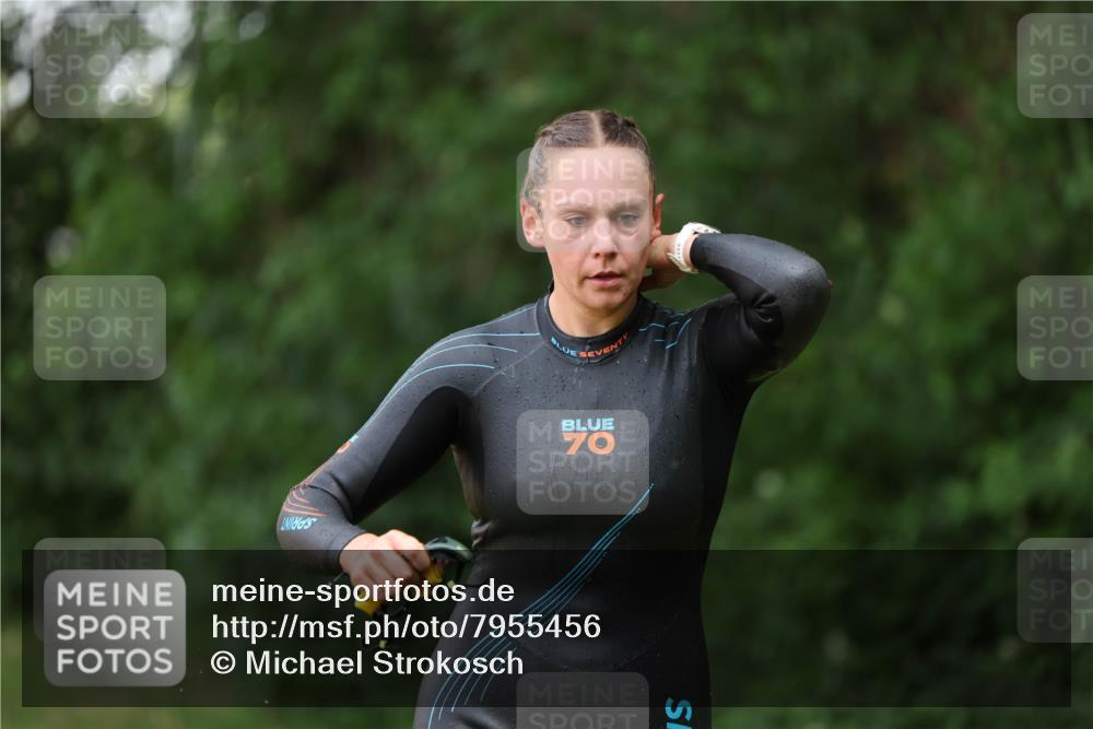 15.06.2025 - 7 Türme Triathlon Michael Strokosch http://msf.ph/oto/7955456 15.06.2025 12:32:59 Schwimmen 401, 428, 447, 472, 486, 529, 650, 660 meine-sportfotos.de