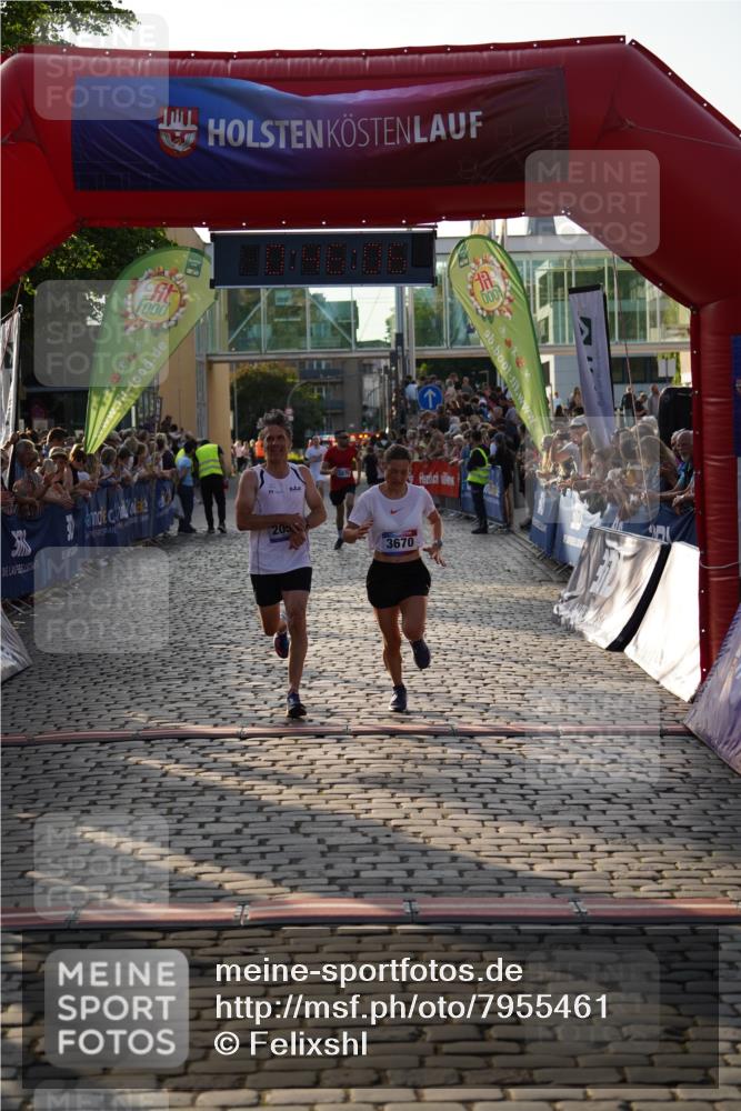 13.06.2025 - Holstenköstenlauf Felixshl http://msf.ph/oto/7955461 13.06.2025 19:46:05 Laufen 2054, 2265, 3670, 3879 meine-sportfotos.de
