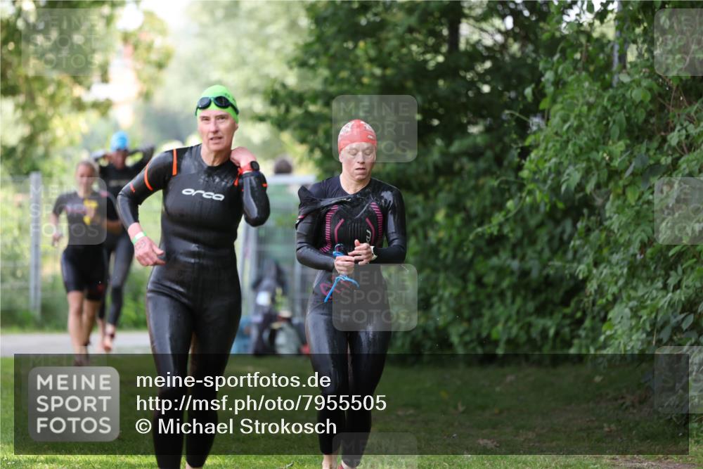 15.06.2025 - 7 Türme Triathlon Michael Strokosch http://msf.ph/oto/7955505 15.06.2025 12:33:07 Schwimmen 381, 382, 401, 428, 472, 486, 529, 601, 650 meine-sportfotos.de