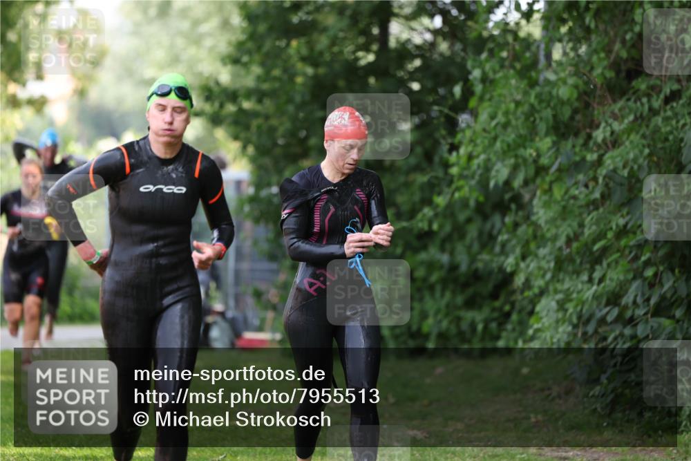 15.06.2025 - 7 Türme Triathlon Michael Strokosch http://msf.ph/oto/7955513 15.06.2025 12:33:08 Schwimmen 381, 382, 401, 428, 486, 529, 601, 650 meine-sportfotos.de