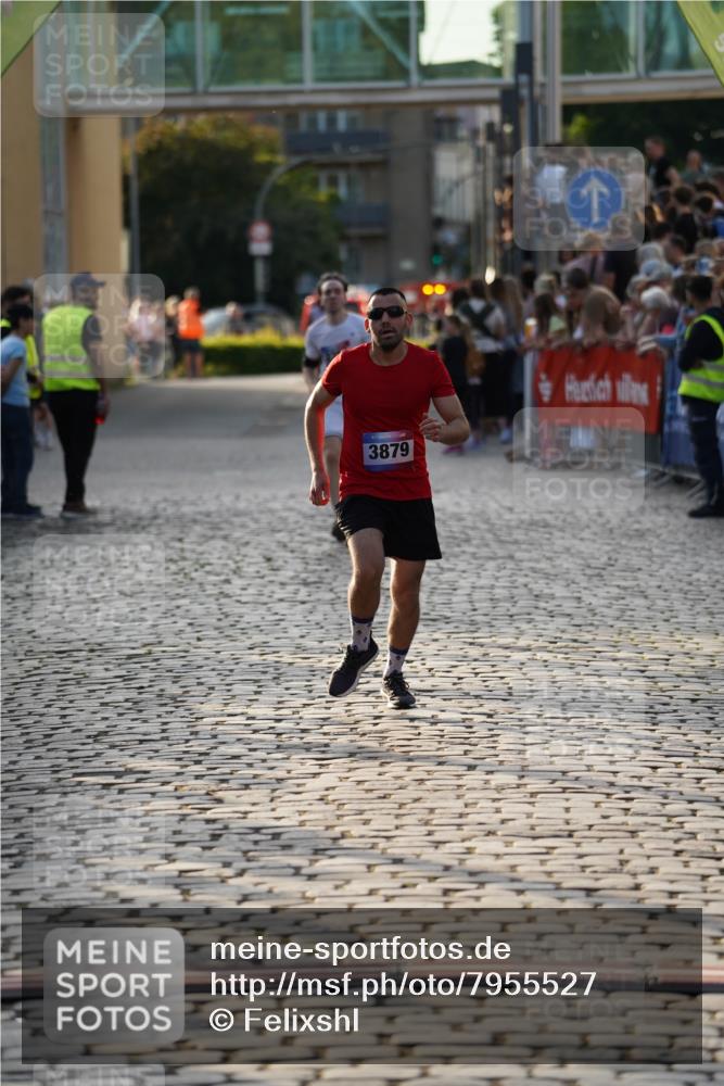 13.06.2025 - Holstenköstenlauf Felixshl http://msf.ph/oto/7955527 13.06.2025 19:46:08 Laufen 2054, 2265, 3670, 3879 meine-sportfotos.de