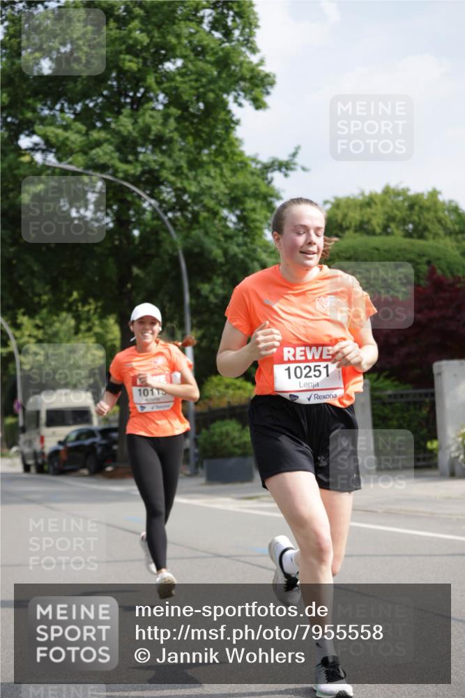 15.06.2025 - REWE Women's Run Jannik Wohlers http://msf.ph/oto/7955558 15.06.2025 08:51:03 Laufen 1011, 10251 meine-sportfotos.de