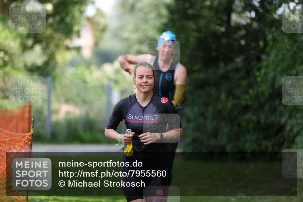 15.06.2025 - 7 Türme Triathlon Michael Strokosch http://msf.ph/oto/7955560 15.06.2025 12:33:13 Schwimmen 381, 382, 401, 428, 486, 529, 601, 650 meine-sportfotos.de