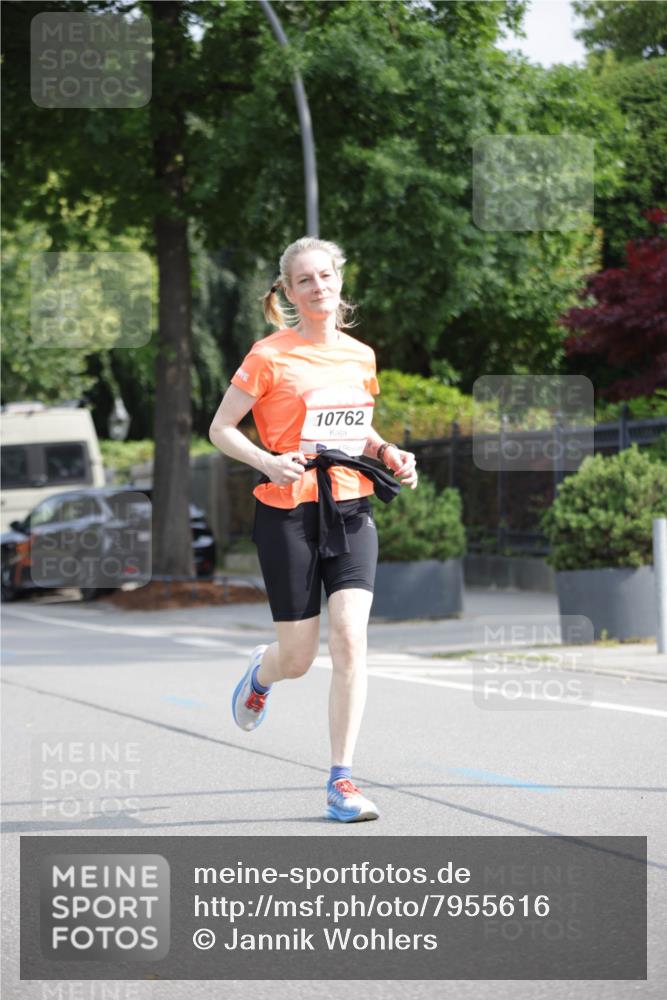 15.06.2025 - REWE Women's Run Jannik Wohlers http://msf.ph/oto/7955616 15.06.2025 08:51:08 Laufen 10762 meine-sportfotos.de