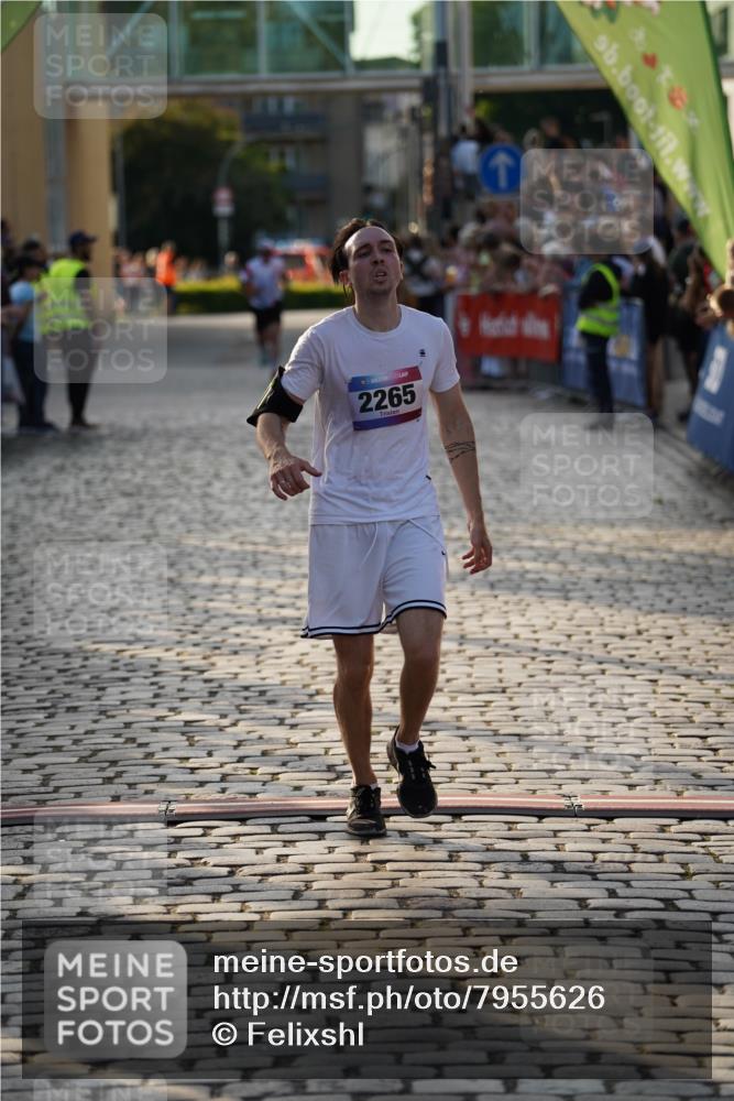 13.06.2025 - Holstenköstenlauf Felixshl http://msf.ph/oto/7955626 13.06.2025 19:46:13 Laufen 2265, 3879 meine-sportfotos.de