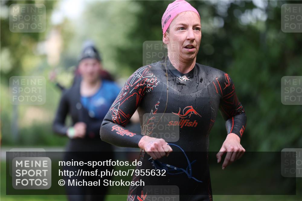 15.06.2025 - 7 Türme Triathlon Michael Strokosch http://msf.ph/oto/7955632 15.06.2025 12:33:25 Schwimmen 381, 382, 391, 401, 415, 428, 433, 601, 675 meine-sportfotos.de