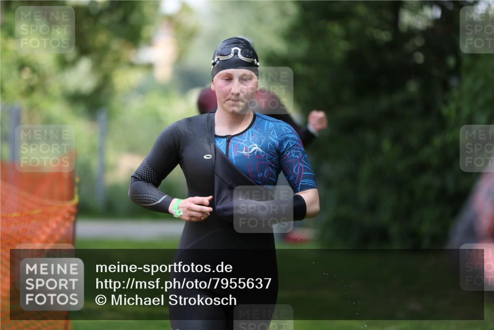 15.06.2025 - 7 Türme Triathlon Michael Strokosch http://msf.ph/oto/7955637 15.06.2025 12:33:26 Schwimmen 381, 382, 391, 401, 415, 428, 433, 601, 675 meine-sportfotos.de