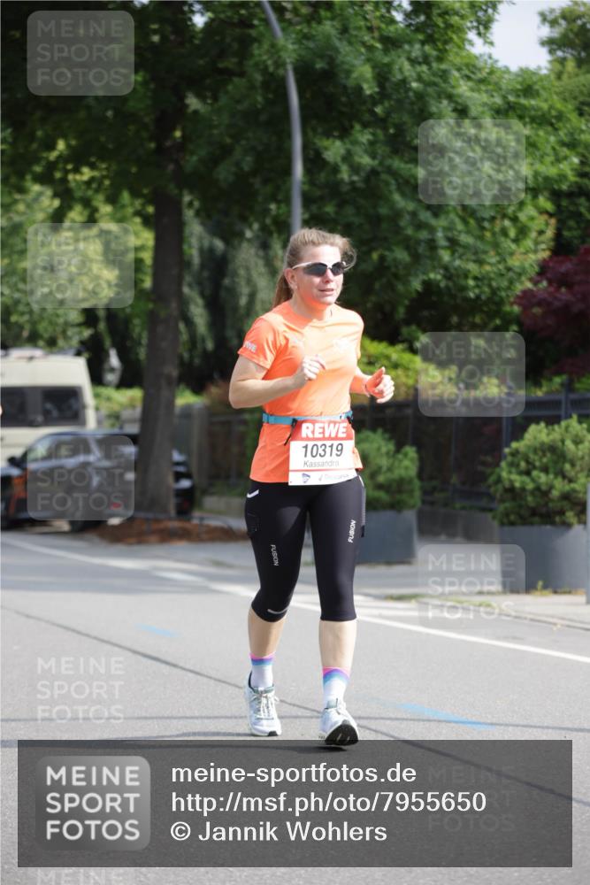 15.06.2025 - REWE Women's Run Jannik Wohlers http://msf.ph/oto/7955650 15.06.2025 08:51:15 Laufen 10319 meine-sportfotos.de