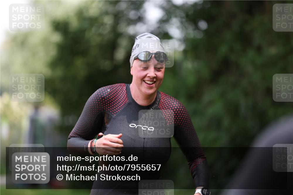 15.06.2025 - 7 Türme Triathlon Michael Strokosch http://msf.ph/oto/7955657 15.06.2025 12:33:28 Schwimmen 381, 382, 391, 415, 433, 601, 667, 675 meine-sportfotos.de