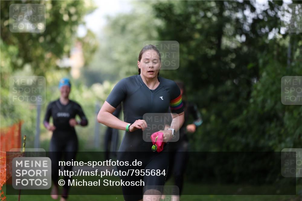 15.06.2025 - 7 Türme Triathlon Michael Strokosch http://msf.ph/oto/7955684 15.06.2025 12:33:37 Schwimmen 391, 415, 433, 601, 667, 675 meine-sportfotos.de