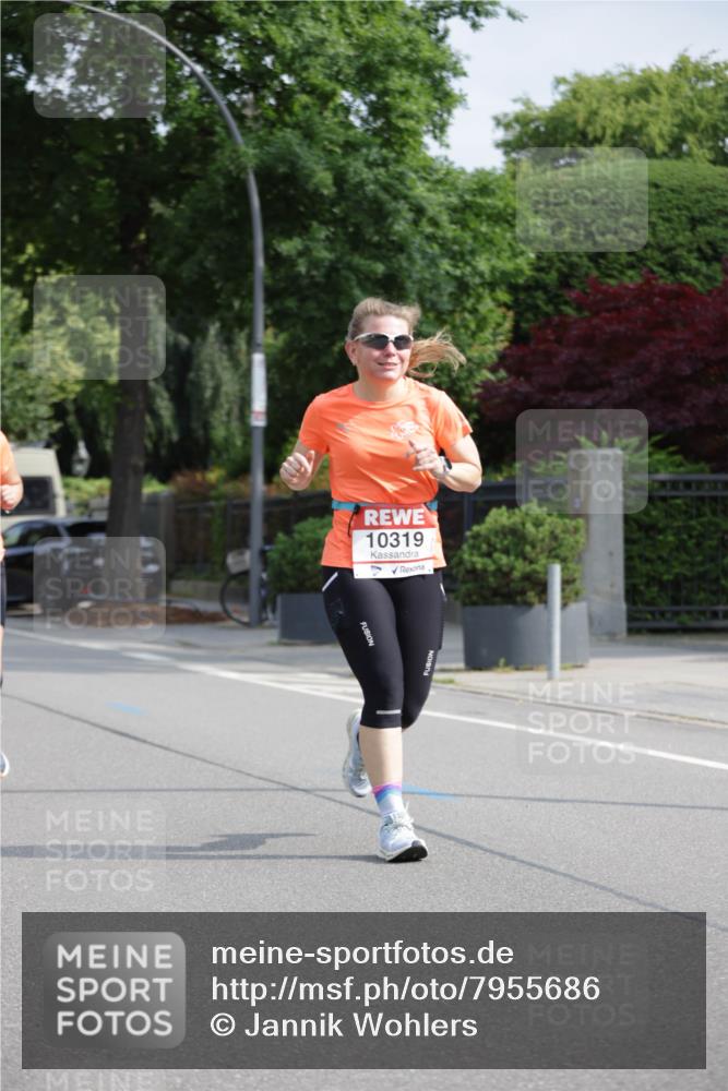 15.06.2025 - REWE Women's Run Jannik Wohlers http://msf.ph/oto/7955686 15.06.2025 08:51:15 Laufen 10319 meine-sportfotos.de