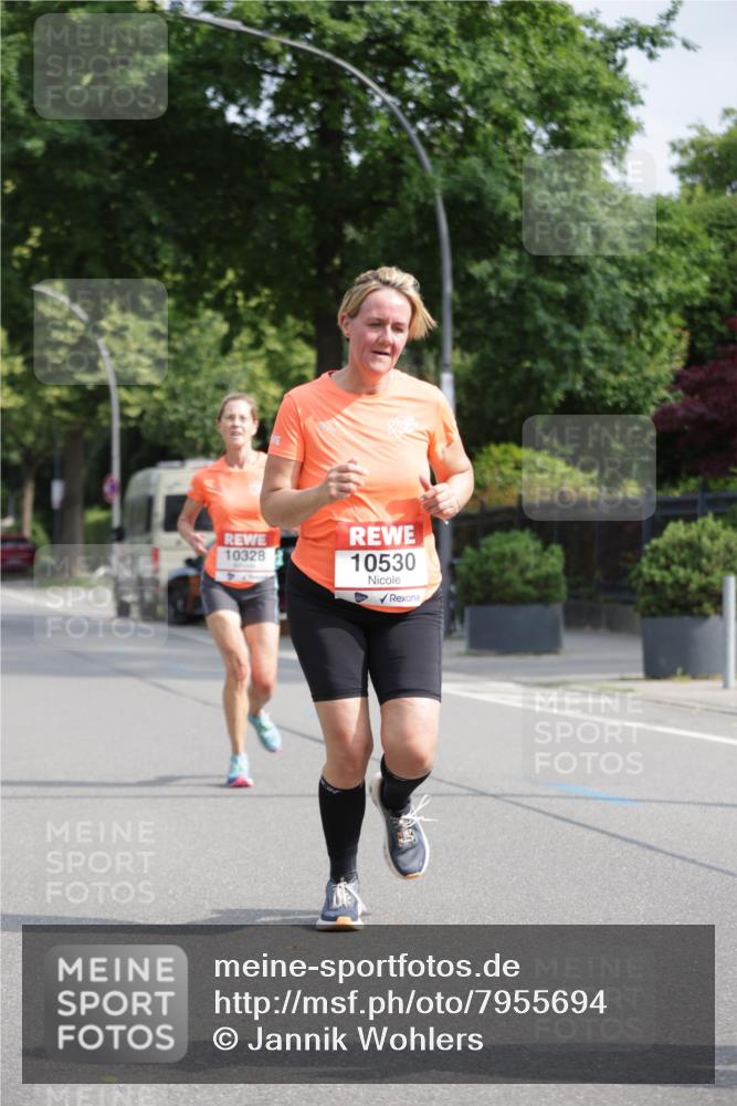 15.06.2025 - REWE Women's Run Jannik Wohlers http://msf.ph/oto/7955694 15.06.2025 08:51:17 Laufen 10328, 10530 meine-sportfotos.de