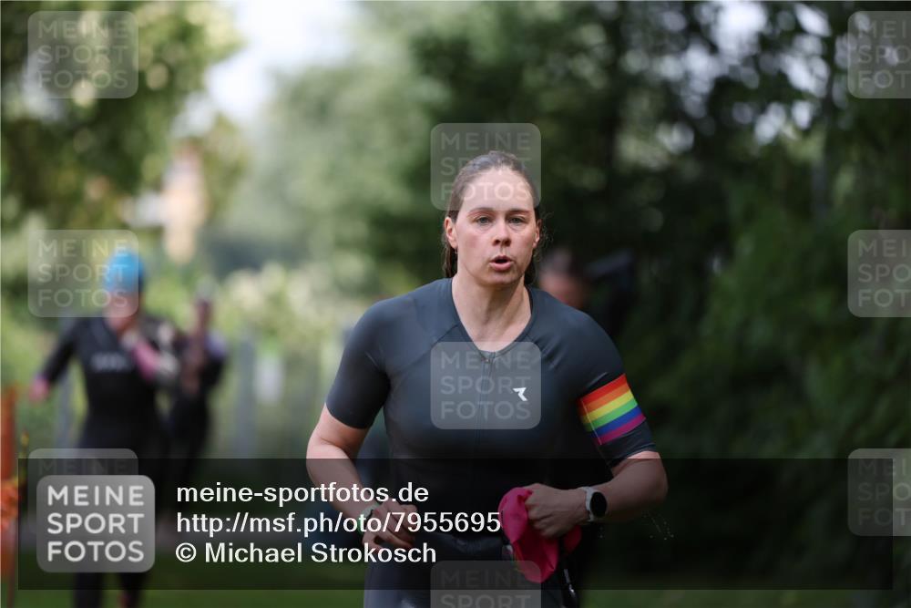 15.06.2025 - 7 Türme Triathlon Michael Strokosch http://msf.ph/oto/7955695 15.06.2025 12:33:38 Schwimmen 391, 415, 433, 667, 675 meine-sportfotos.de