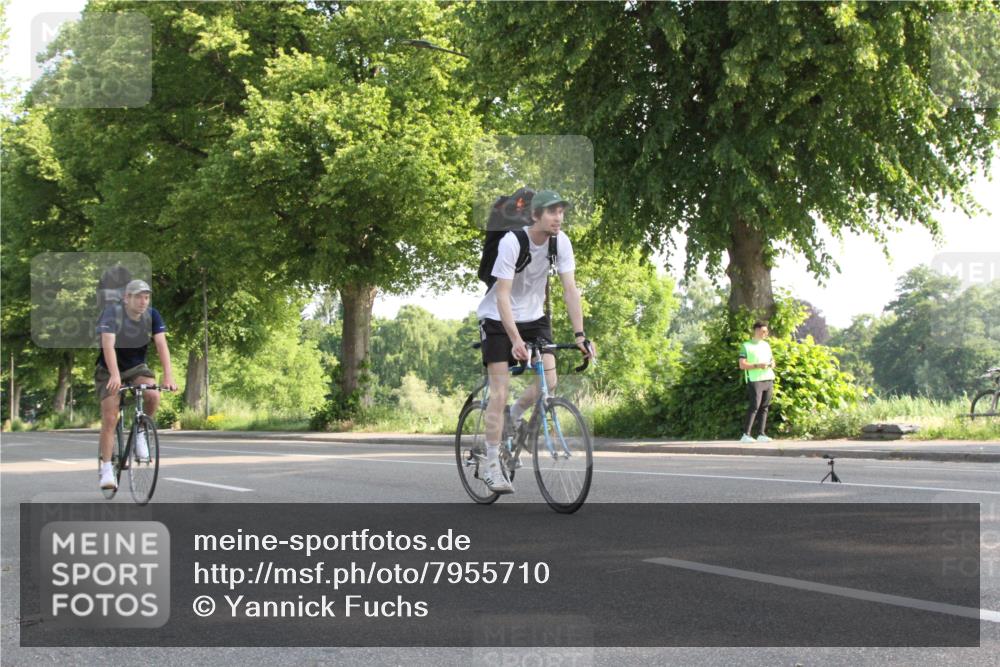 15.06.2025 - 7 Türme Triathlon Yannick Fuchs http://msf.ph/oto/7955710 15.06.2025 09:05:22 Radfahren  meine-sportfotos.de