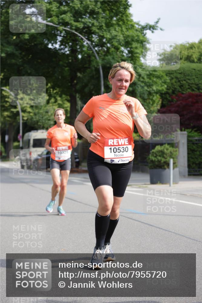 15.06.2025 - REWE Women's Run Jannik Wohlers http://msf.ph/oto/7955720 15.06.2025 08:51:17 Laufen 10530, 10328 meine-sportfotos.de