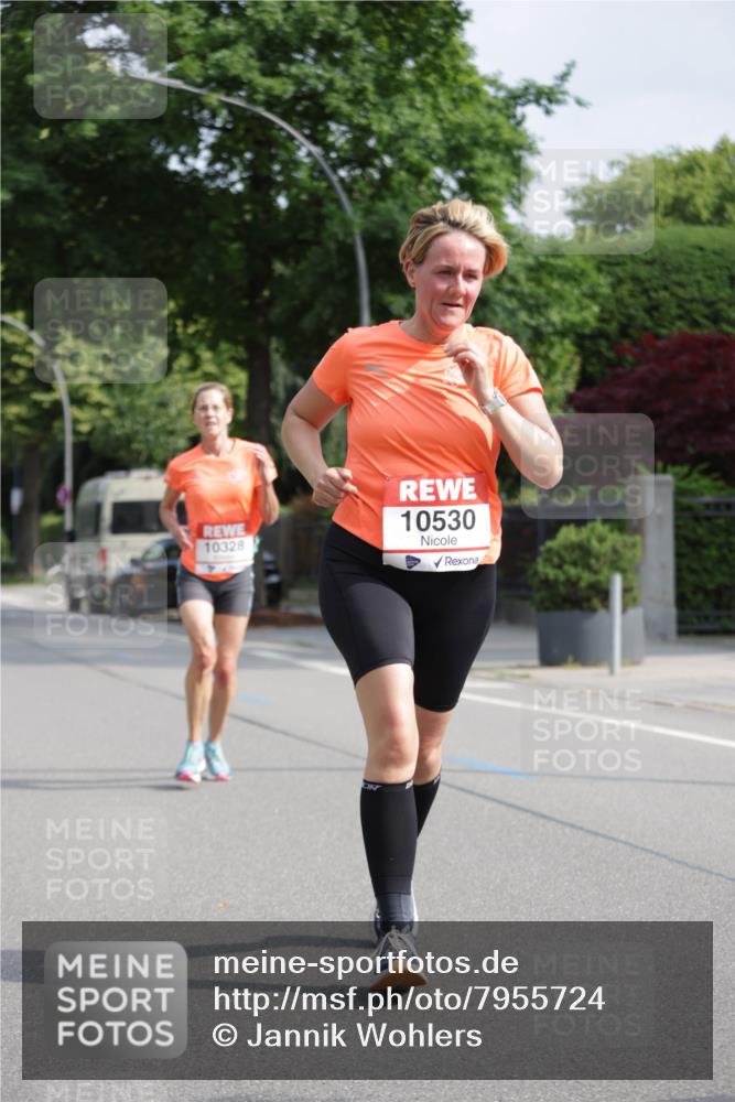 15.06.2025 - REWE Women's Run Jannik Wohlers http://msf.ph/oto/7955724 15.06.2025 08:51:17 Laufen 10328, 10530 meine-sportfotos.de