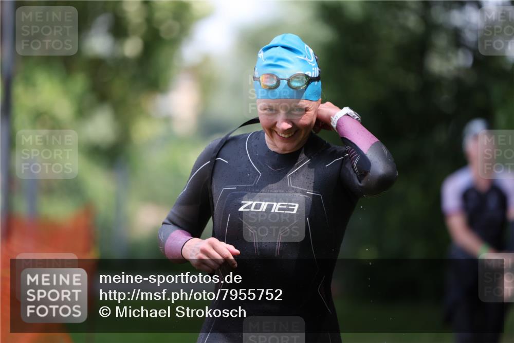 15.06.2025 - 7 Türme Triathlon Michael Strokosch http://msf.ph/oto/7955752 15.06.2025 12:33:43 Schwimmen 391, 415, 433, 603, 667, 675 meine-sportfotos.de