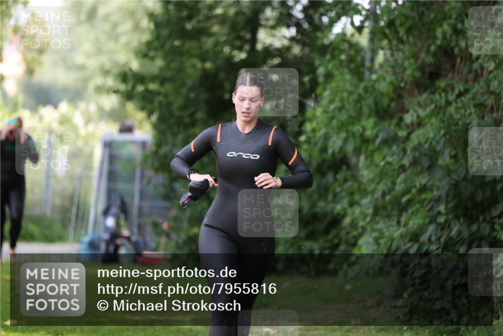 15.06.2025 - 7 Türme Triathlon Michael Strokosch http://msf.ph/oto/7955816 15.06.2025 12:34:00 Schwimmen 418, 603 meine-sportfotos.de