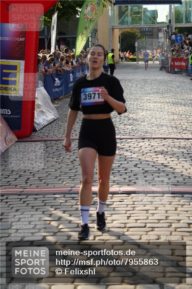 13.06.2025 - Holstenköstenlauf Felixshl http://msf.ph/oto/7955863 13.06.2025 19:46:27 Laufen 3971 meine-sportfotos.de