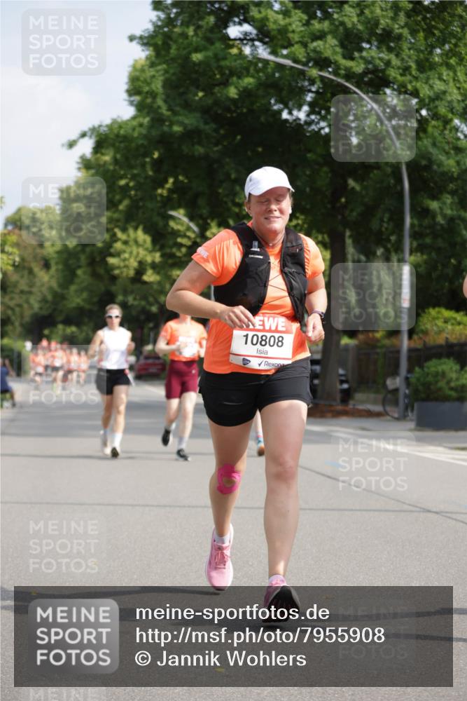 15.06.2025 - REWE Women's Run Jannik Wohlers http://msf.ph/oto/7955908 15.06.2025 08:51:27 Laufen 10808 meine-sportfotos.de