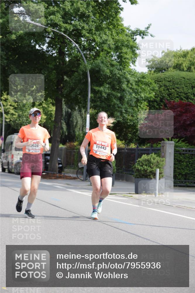 15.06.2025 - REWE Women's Run Jannik Wohlers http://msf.ph/oto/7955936 15.06.2025 08:51:29 Laufen 9628, 10443 meine-sportfotos.de
