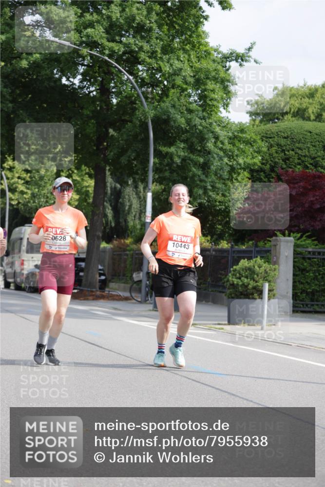 15.06.2025 - REWE Women's Run Jannik Wohlers http://msf.ph/oto/7955938 15.06.2025 08:51:29 Laufen 0628, 10443 meine-sportfotos.de
