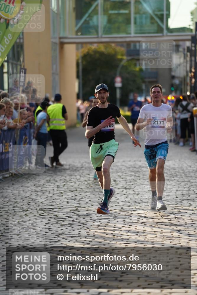13.06.2025 - Holstenköstenlauf Felixshl http://msf.ph/oto/7956030 13.06.2025 19:46:48 Laufen 2171, 2461, 2632, 3706 meine-sportfotos.de