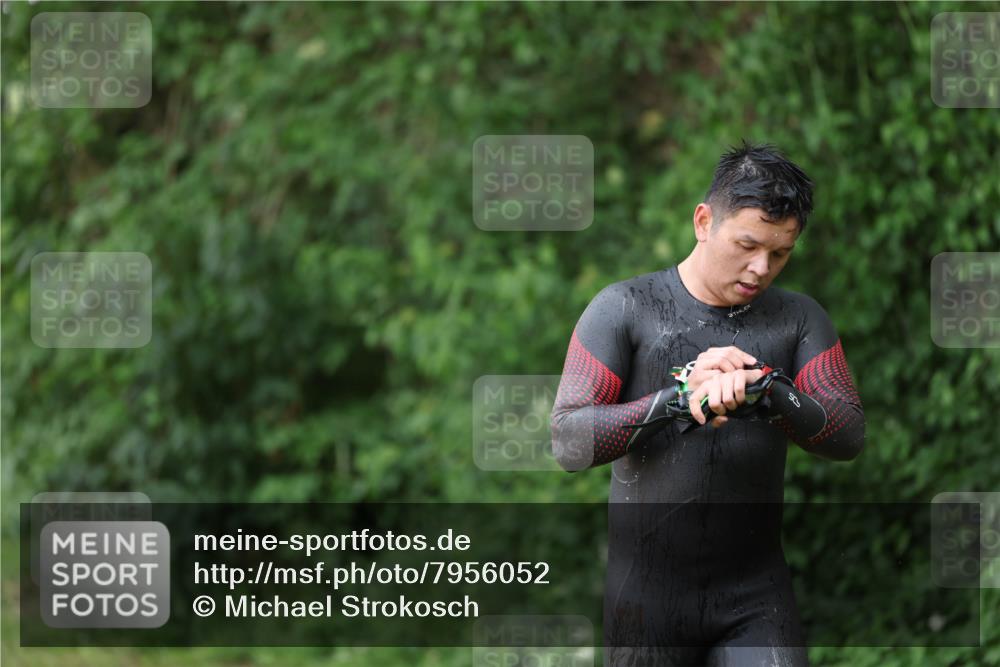 15.06.2025 - 7 Türme Triathlon Michael Strokosch http://msf.ph/oto/7956052 15.06.2025 12:34:45 Schwimmen 352, 359, 482, 526, 535, 547 meine-sportfotos.de