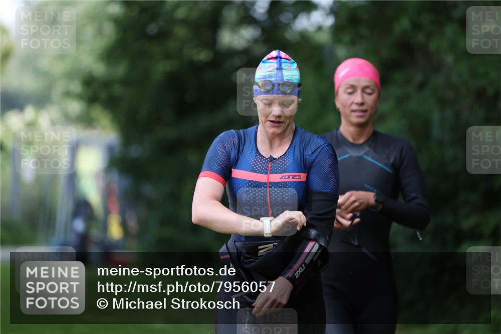15.06.2025 - 7 Türme Triathlon Michael Strokosch http://msf.ph/oto/7956057 15.06.2025 12:34:47 Schwimmen 352, 359, 482, 526, 535, 547 meine-sportfotos.de